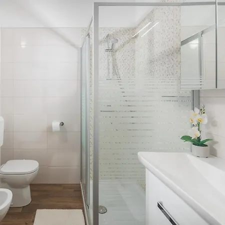 ヴィラ Gracia Sveti Lovreč Pazenatički