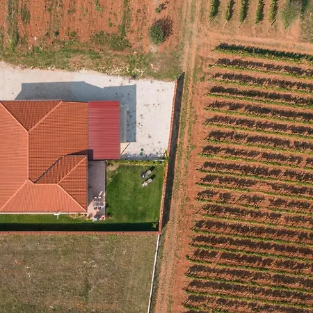 Gracia Villa Sveti Lovrec Pazenaticki